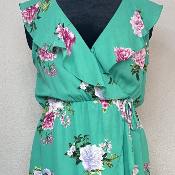 Socialite Dresses & Skirts - Socialite Green w/ Pink Floral Sleeveless Ruffle Trim Dress - Women's L